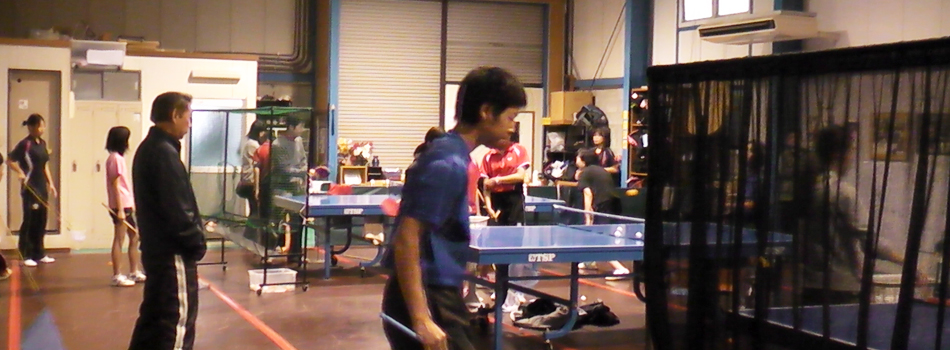 スクール案内 コンパスクラブ 東大阪の卓球場